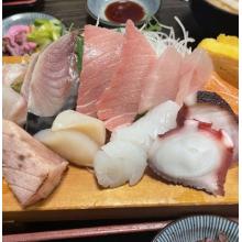 達